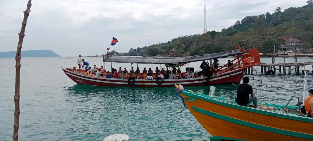 Oun Koh Rong Boat trip on Koh Rong Island in Cambodia.