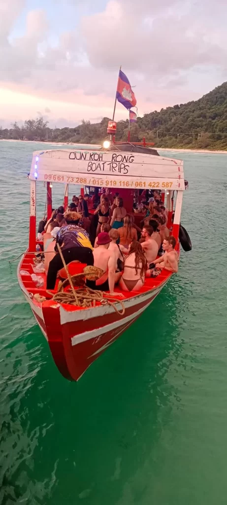 Oun Koh Rong Boat trip on Koh Rong Island in Cambodia.