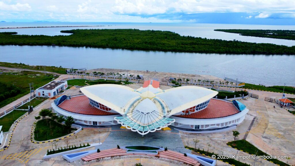 kampot tourist port